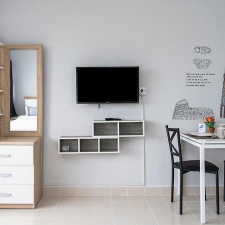 Popular Condo Muangthong By Khun Eve Nonthaburi Extérieur photo