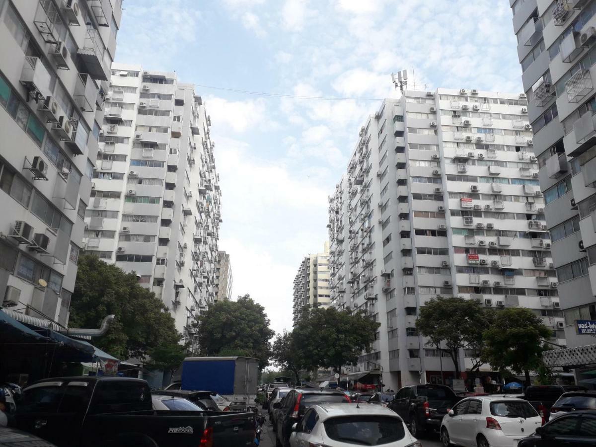 Popular Condo Muangthong By Khun Eve Nonthaburi Extérieur photo